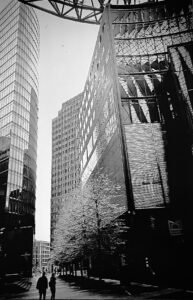 Photographie de l’œuvre Berlin - Technique : Photographie - Créée par l’artiste Romain Wisniewski en 2022 — Romain Wisniewski, • Photographer Profile